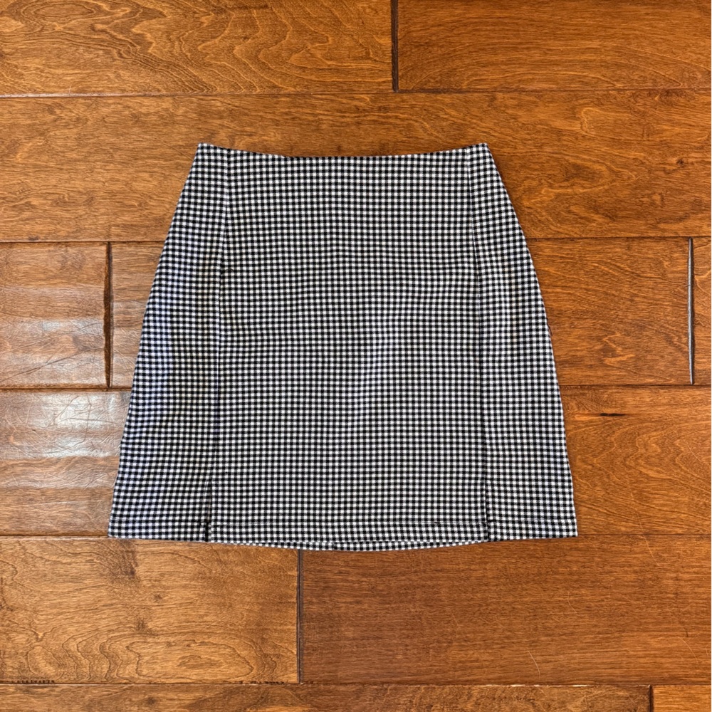 Brandy Melville skirt